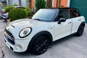 Mini 2.0 Cooper SD Hype 5 porte