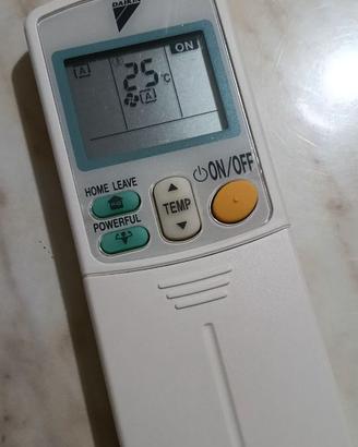 Telecomando Daikin originale Nuovo ARC433B67