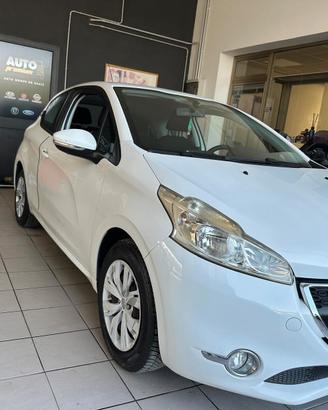 Peugeot 208 PureTech 68 3 porte Access