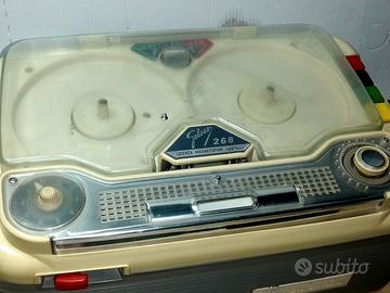 Vecchio registratore a bobine valvolare geloso