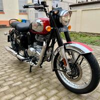 Royal Enfield Classic 350 Chrome Red