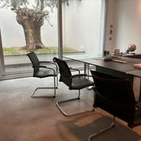 Arredamenti per vari uffici e sale d'aspetto