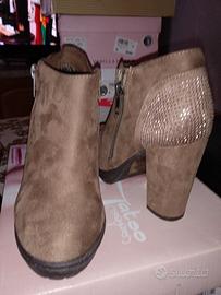 stivaletto con strass