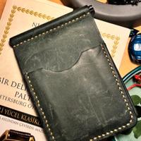 Portafoglio da uomo fatto a mano con fermasoldi