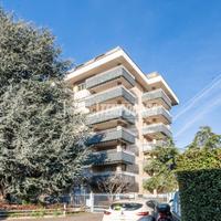 Bilocale con terrazzo e cantina da ristrutturare