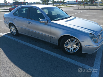 Mercedes classe E 220cdi anno 2004soloxexport