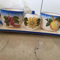 Servizio da colazione con zuccheriera e vassoio