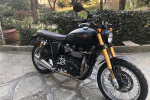Triumph scrambler 900