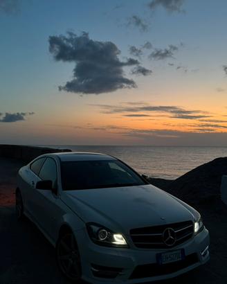 Mercedes C220 AMG Line Coupè