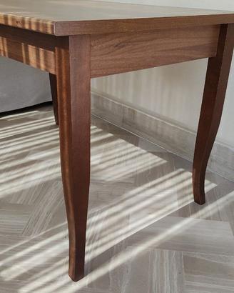 Tavolo in legno allungabile