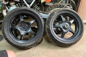 cerchi aerox gommati