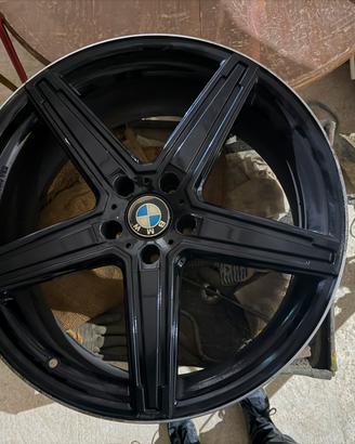 Cerchi auto da r21 pollici