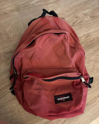 Zaino Eastpak rosso