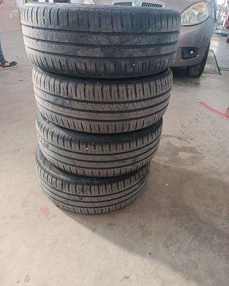 Treno gomme auto