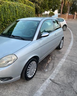 Lancia Ypsilon 1.2 benzina
