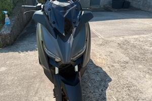 Xmax 125 tech max