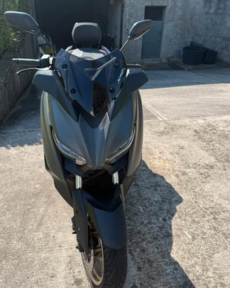Xmax 125 tech max