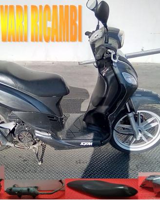 SYM SYMPHONY 125cc ANNO 2013 x RICAMBI