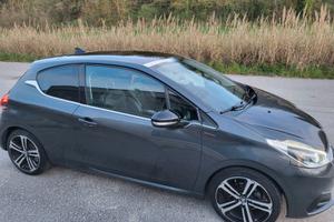 Peugeot 208 GT LINE