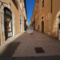 MULTILOCALE A L'AQUILA