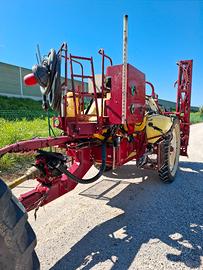 Polverizzatore trainato HARDI commander 2200