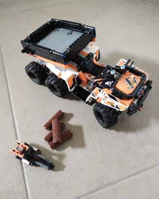 LEGO Technic 42139 Quad Fuoristrada a 6 Ruote
