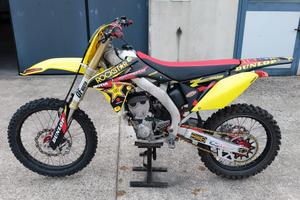 Suzuki RMZ 250