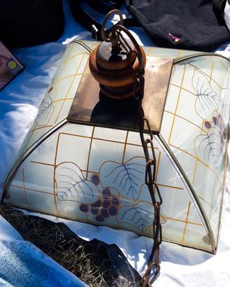 LAMPADARIO CON DISEGNI DI DECORAZIONE