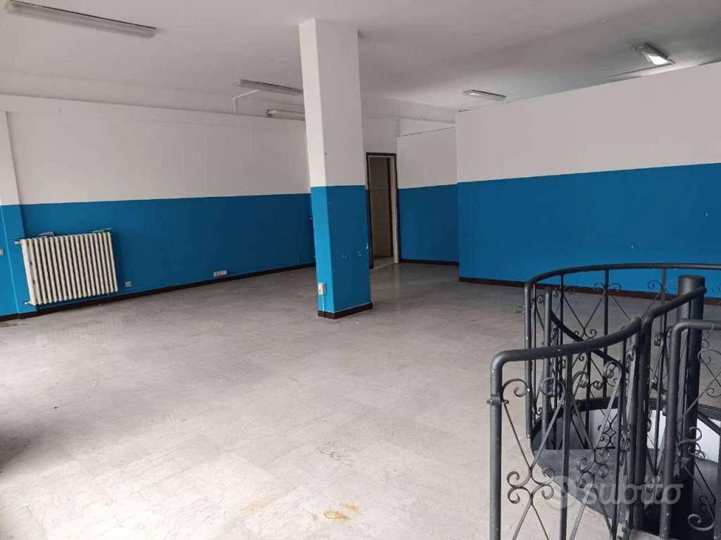 Immobile di 130 m² con 1 locale a Dalmine - Vista 4