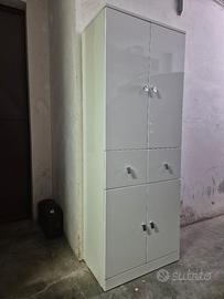 Mobiletto bianco