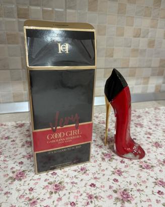very good girl carolina herrera