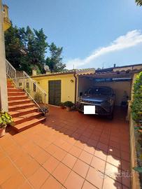 Villa di 217 m² con più di 5 locali a Pesaro