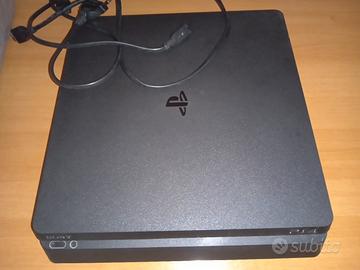PlayStation 4 slim + giochi