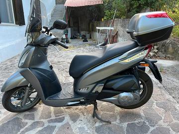 Kymco People GTi 125/200/300/300