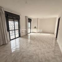 TRILOCALE IN PARCO PRIVATO