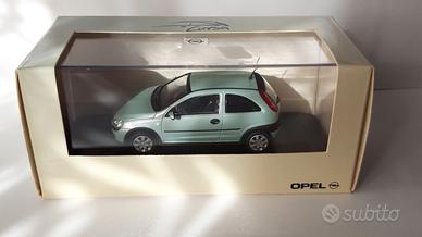 1/43 OPEL CORSA C MINICHAMPS