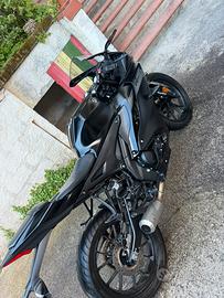 YAMAHA YZF R125 2025
