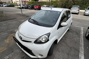 Toyota Aygo 1.0 benzina