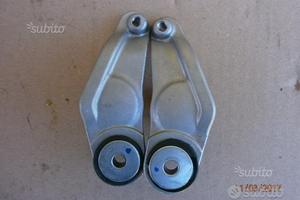 Staffe del serbatoio YAMAHA R1 04 05 06 - 07 08