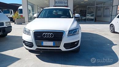 AUDI Q5 2.0 tdi QUATTRO