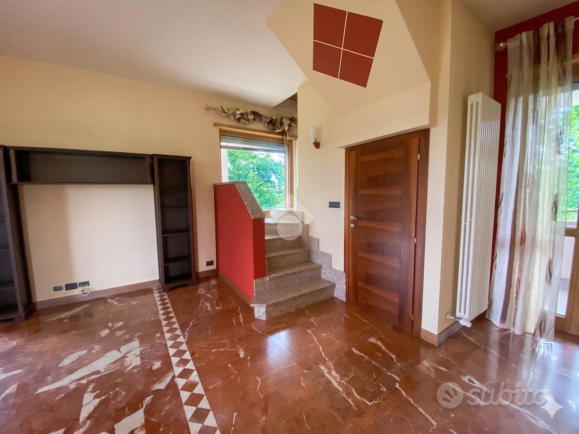 House in Cumiana, Torino - Altro