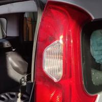 Fiat panda 2014  FANALE  POSTERIORE DX SX