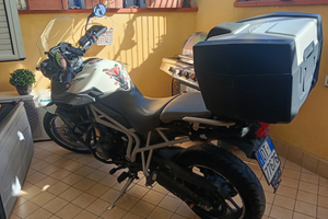 Triumph Tiger 800