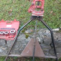 FILETTATRICE PER TUBI