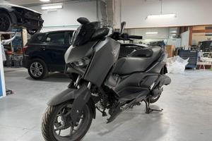 X-MAX 125