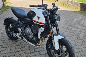 trident 660 2021