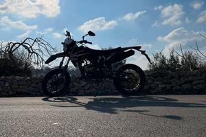 Motard Rieju MRT 50