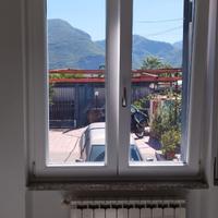 Infisso e romana