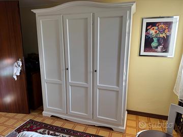 Armadio shabby bianco a 3 ante