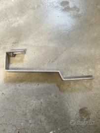 Gancio tegole piatte a base fissa GTP A2 